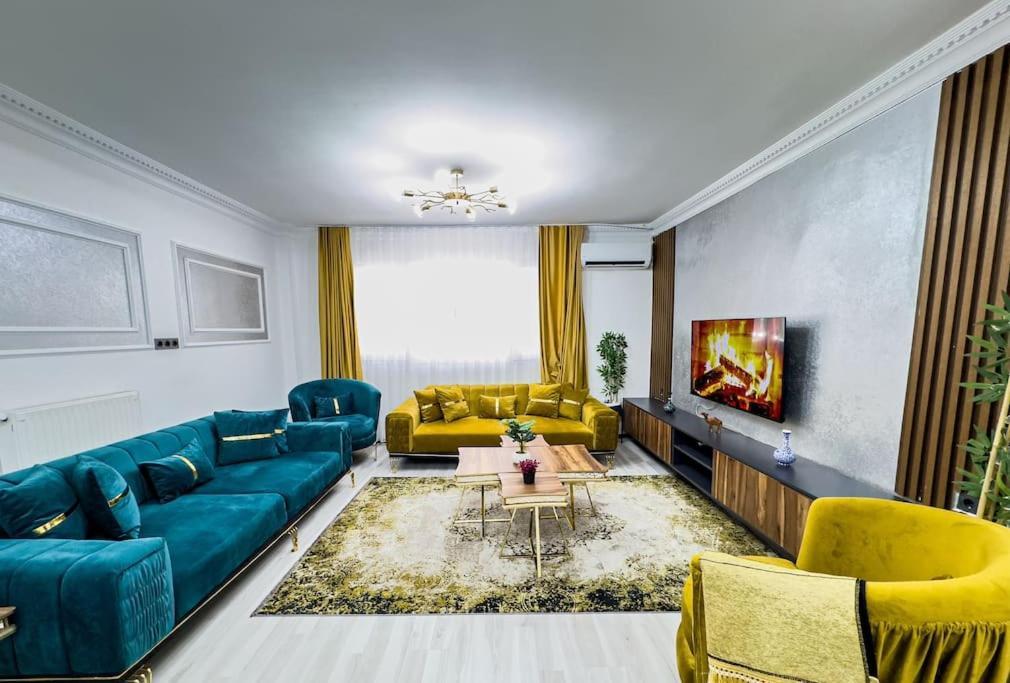 Sisli Holiday231 *